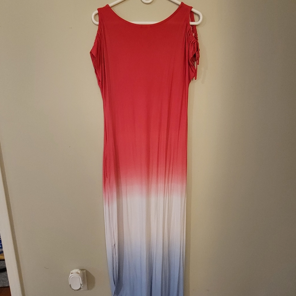 Dress - Picture 2 of 4